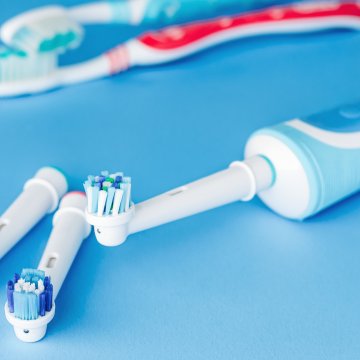 Electric toothbrush with heads off